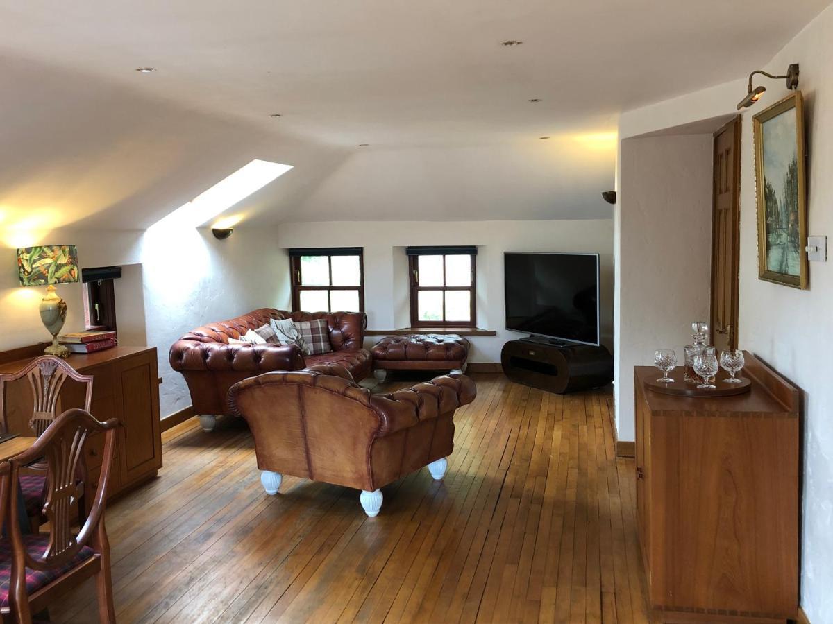 Вилла The Coach House Skelmorlie Экстерьер фото